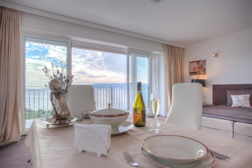 Apartments Villa Manda Novi Vinodolski Exteriör bild